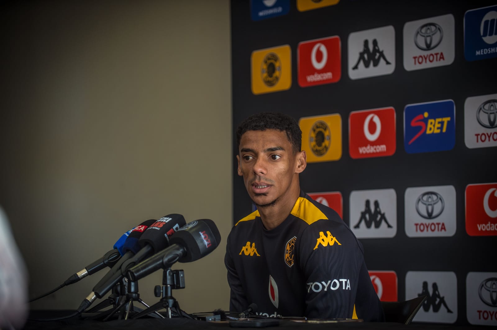 "Everything Went Sideways!" Solomons Demands Amakhosi Avoid Costly September Trap 3 Dillan Solomons 1