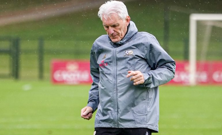 Broos To Rotate Squad In Ghana Friendly