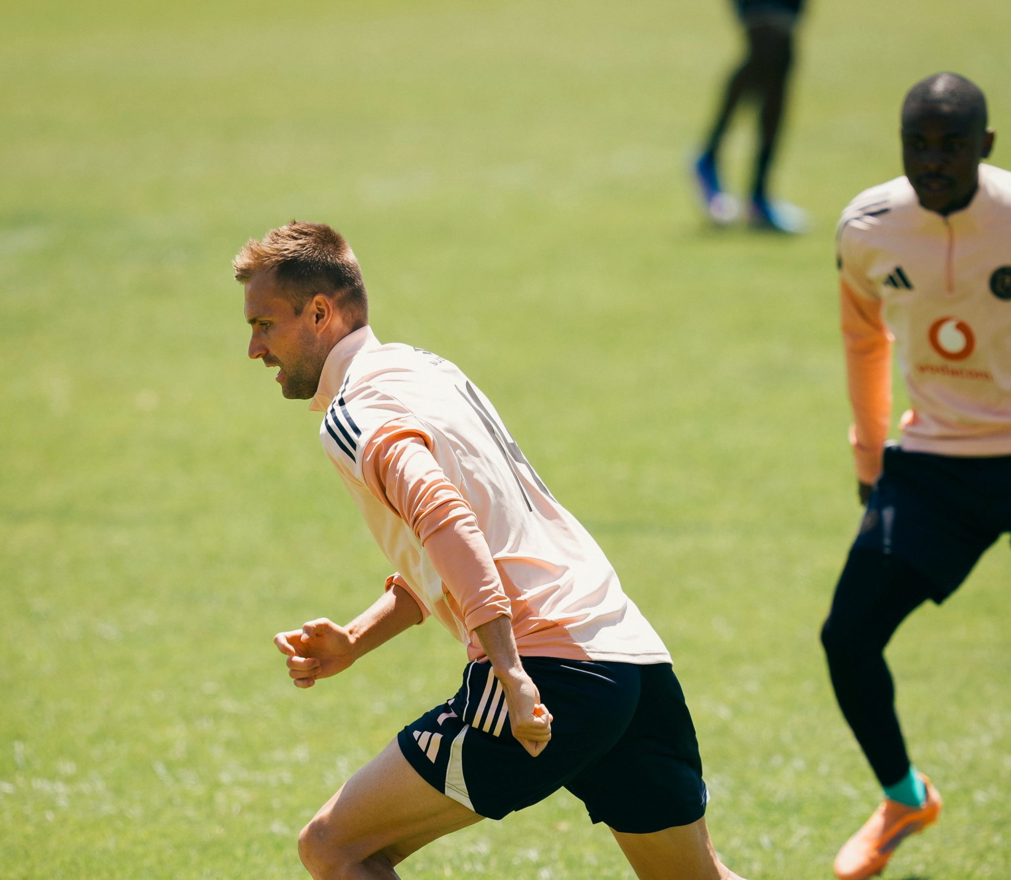 De Jong Explains Pirates Move As He Targets FIFA World Cup Spot
