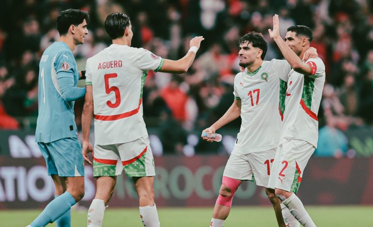 Bounou and Morocco squad