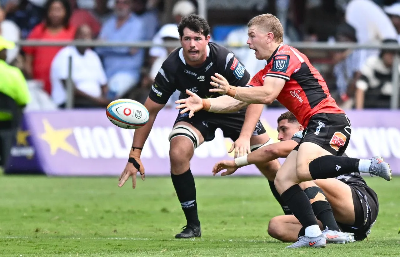 Morne van der Berg, Jaden Hendrikse between Sharks and Lions