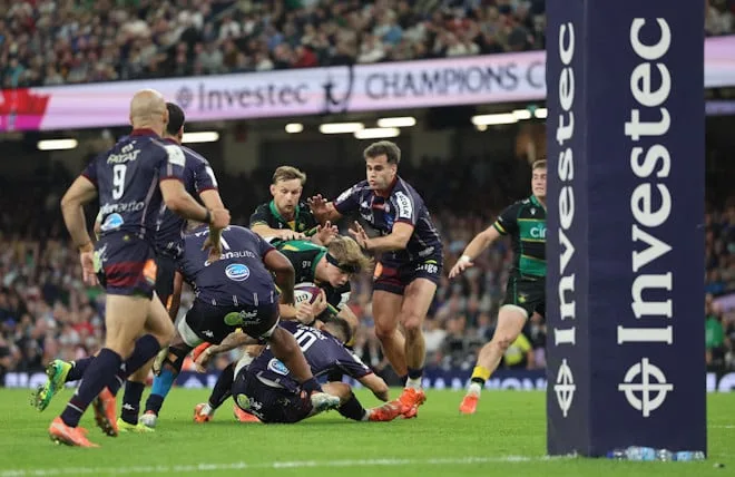 Penaud of Union Bordeaux Bègles v Northampton Saints