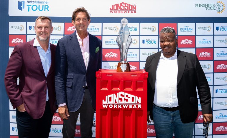 Photo (From left to right) Thomas Abt, Commissioner of the Sunshine Tour;