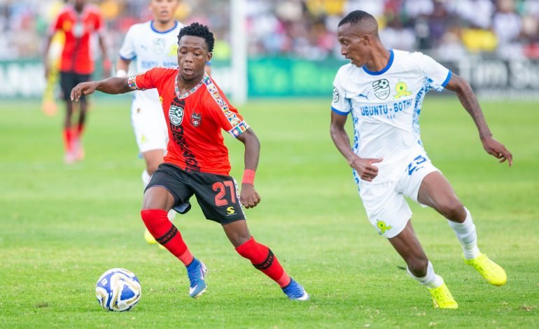 Seluleko Mahlambi and Divine Lunga against Galaxy