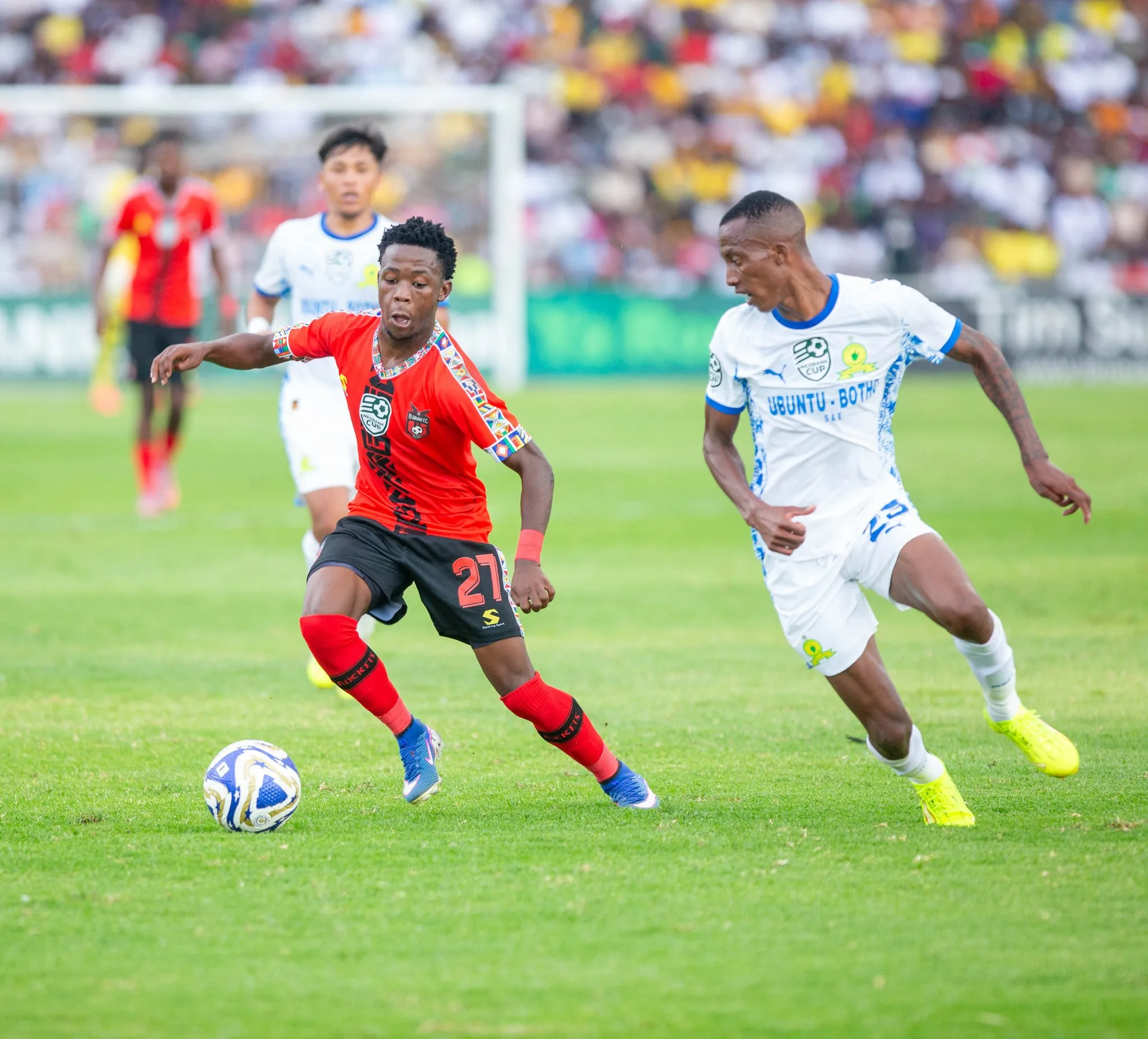 Seluleko Mahlambi and Divine Lunga against Galaxy