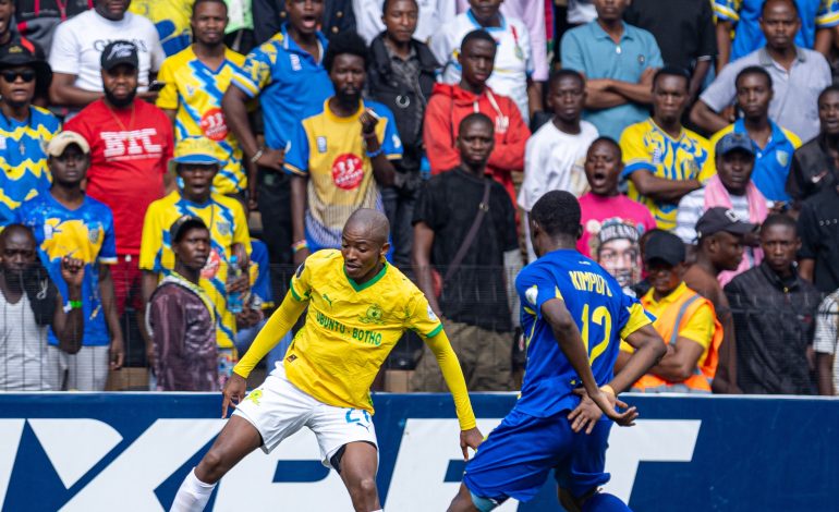 Thapelo Morena against Eloi Lupopo