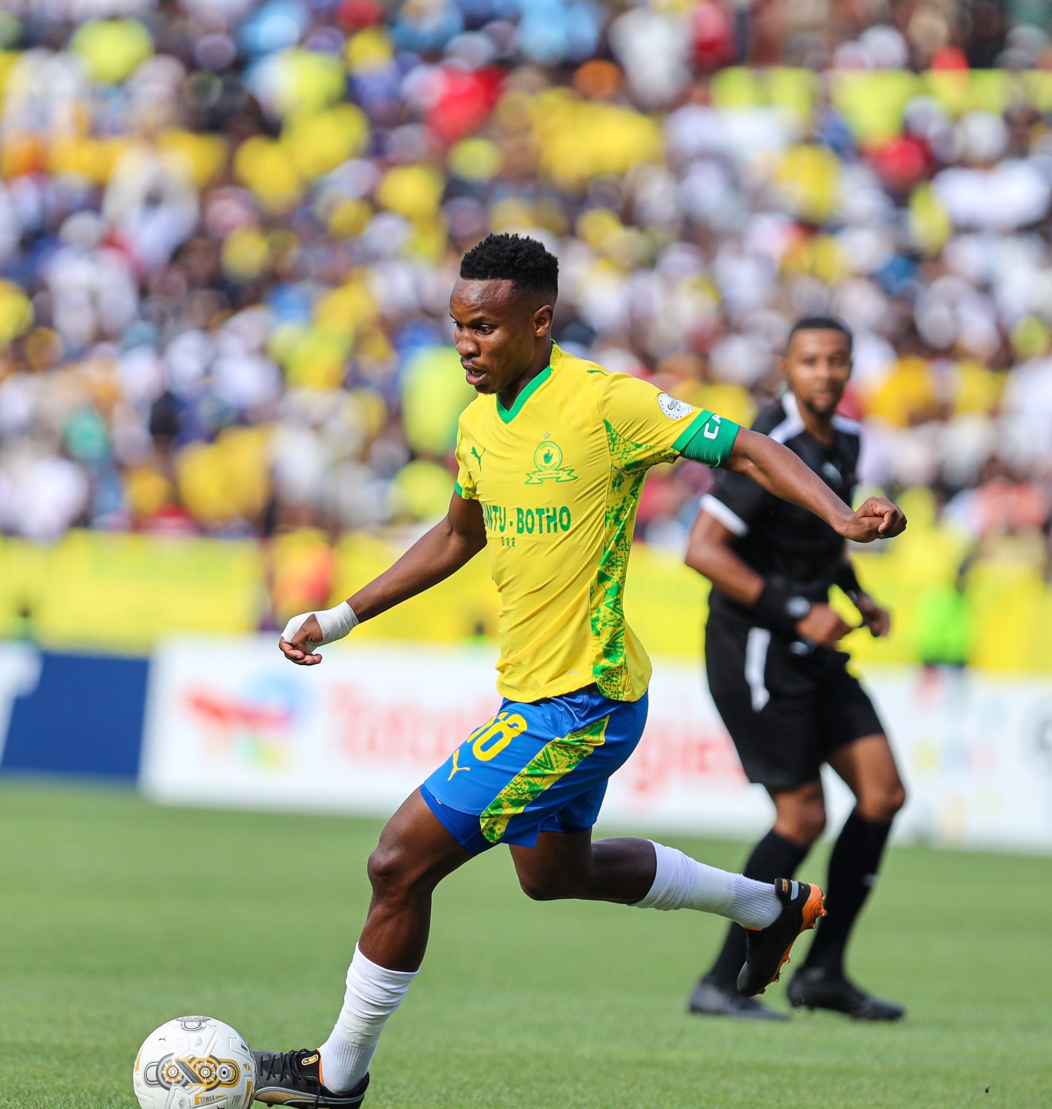 Cardoso Credits Sundowns Players Amid Masha Leak Speculation