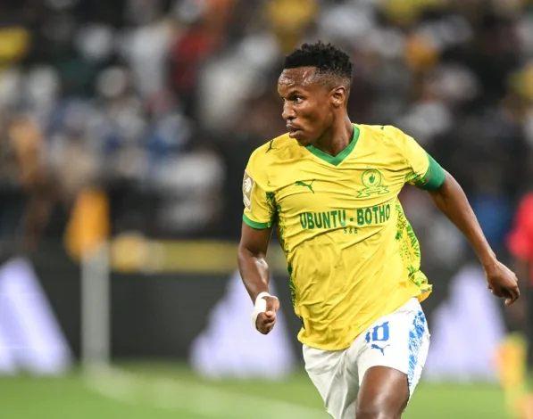 Zwane Urges New Sundowns Stars To Seize Champions League Immortality 1 Themba Zwane in full flight against Pirates