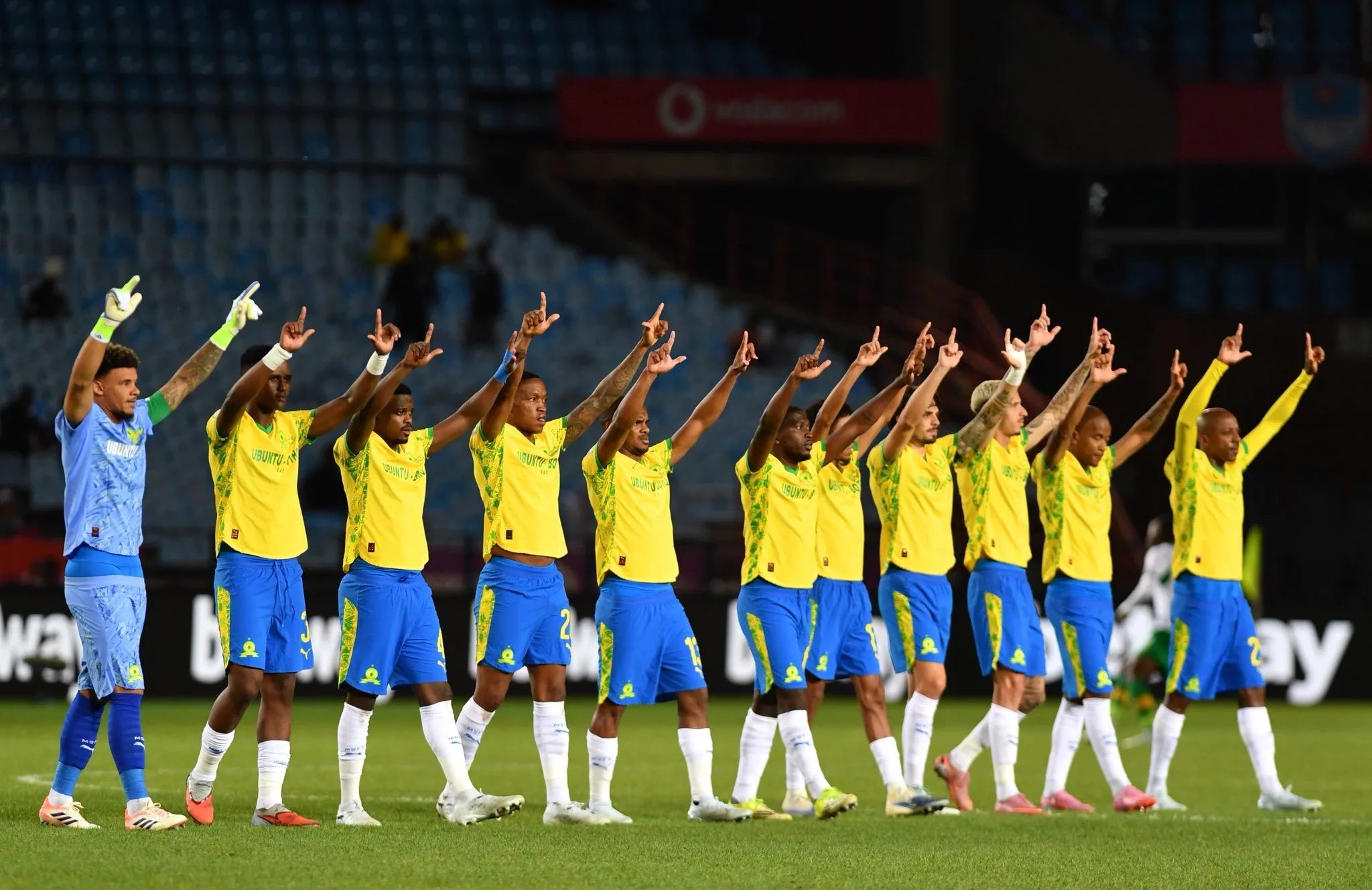 Mamelodi Sundowns full squad lifting fingers up