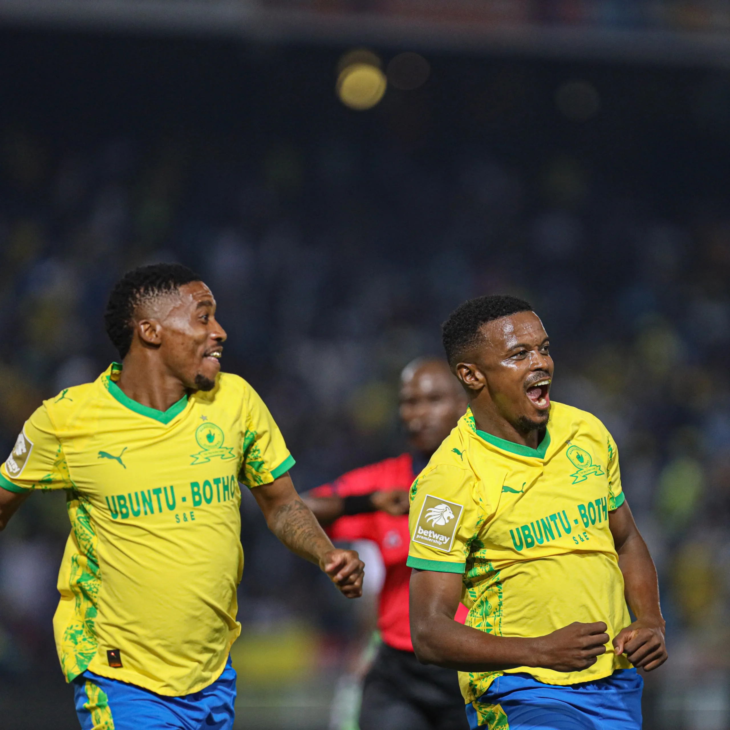 Monnapule Saleng celebrate with Teboho Mokoena against Marumo Gallants