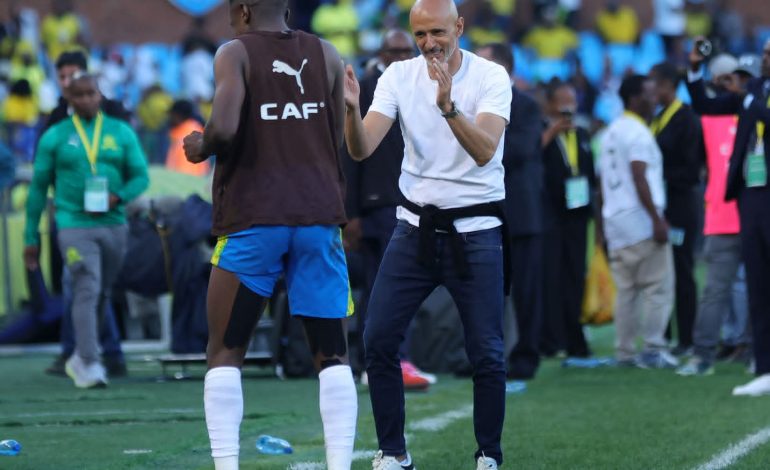 Miguel Cardoso against Esperance