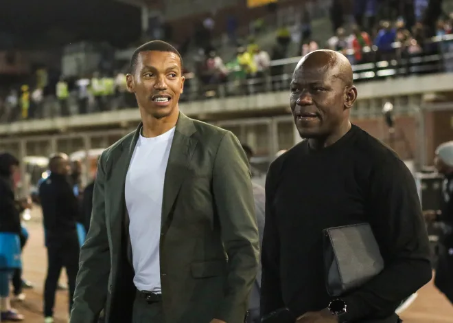 Kekana Stirs Debate: "Footballer Of The Season Must Be A League Champion" 2 Tlhopie Motsepe and Hlompho Kekana