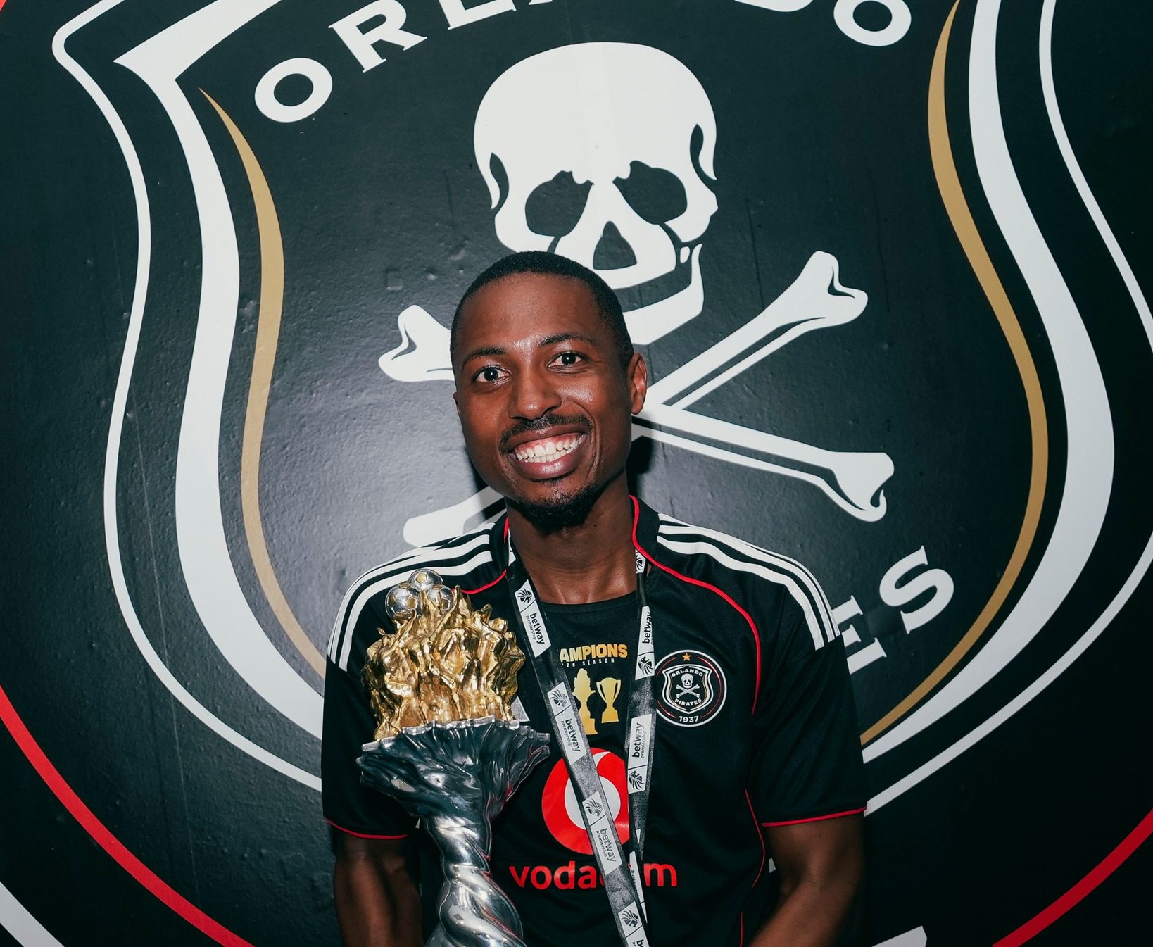 Pirates Set To Part Ways With Treble-Winning Defender