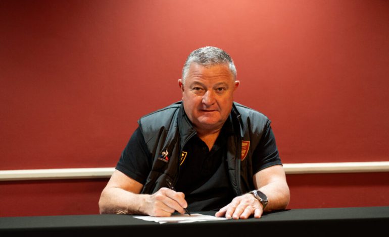 Stellenbosch Secure Hunt On Long-Term Deal 2 Gavin Hunt sign contract extension