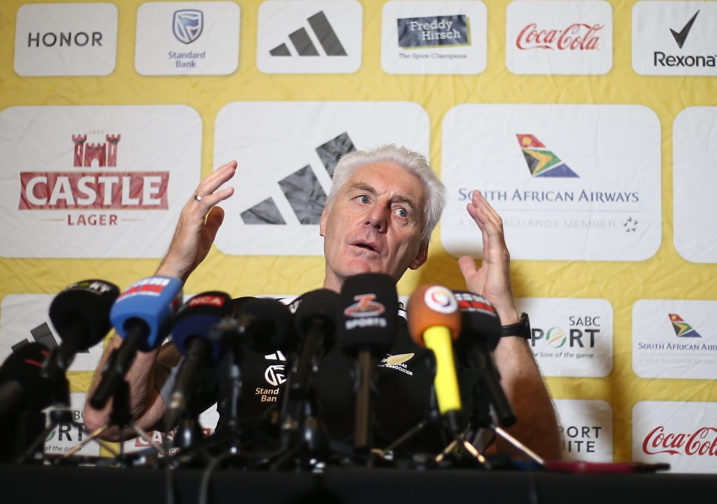 “Only Defending” – Broos Fumes At Tactics After Bafana Stalemate