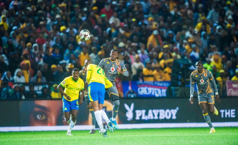 Keanu Cupido battling with Siphesihle Ndlovu