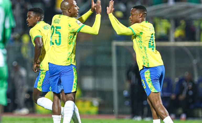 Khuliso Mudau and Kutlwano Letlhaku against Siwelele