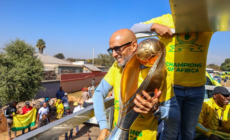 Miguel Cardoso during the Champions League trophy parade