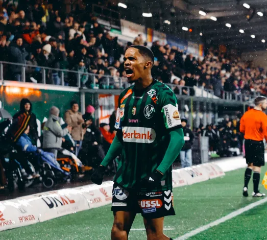 'Proud To Be Yellow': Van Wyk 2 Antonio van Wyk at SV Ried 1