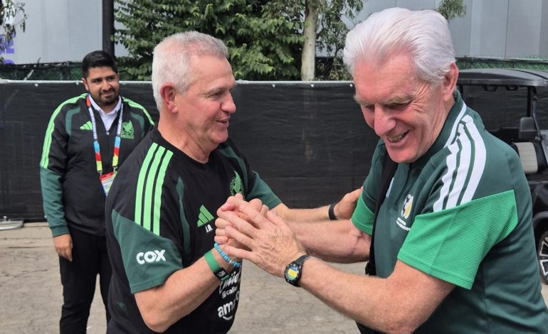 Broos Promising To ‘Fight Like Lions’ As Bafana Face Azteca Volcanic Opener