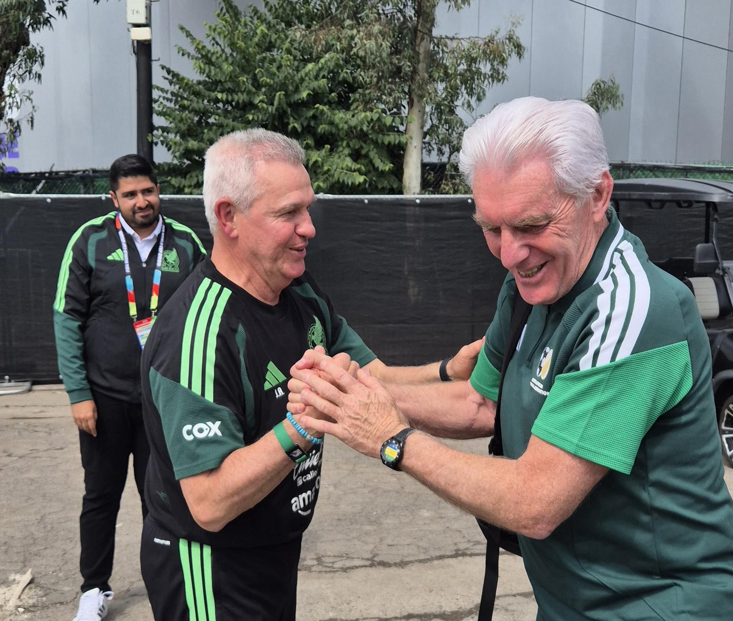 Broos Promising To ‘Fight Like Lions’ As Bafana Face Azteca Volcanic Opener