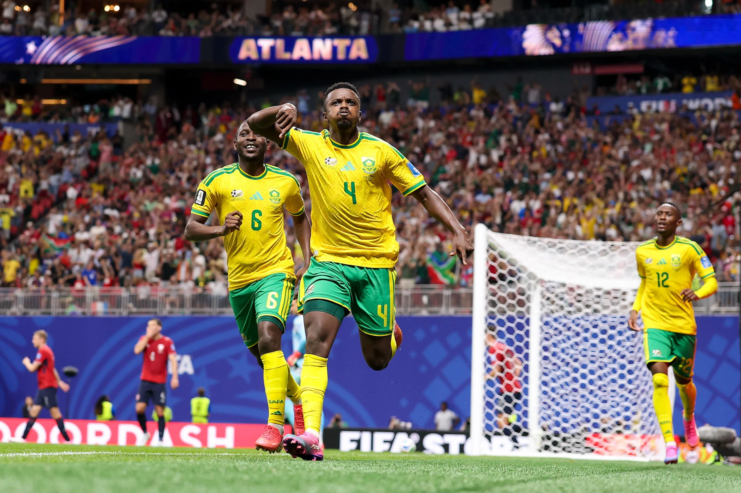 Teboho Mokoena celebrate against Czech Republic