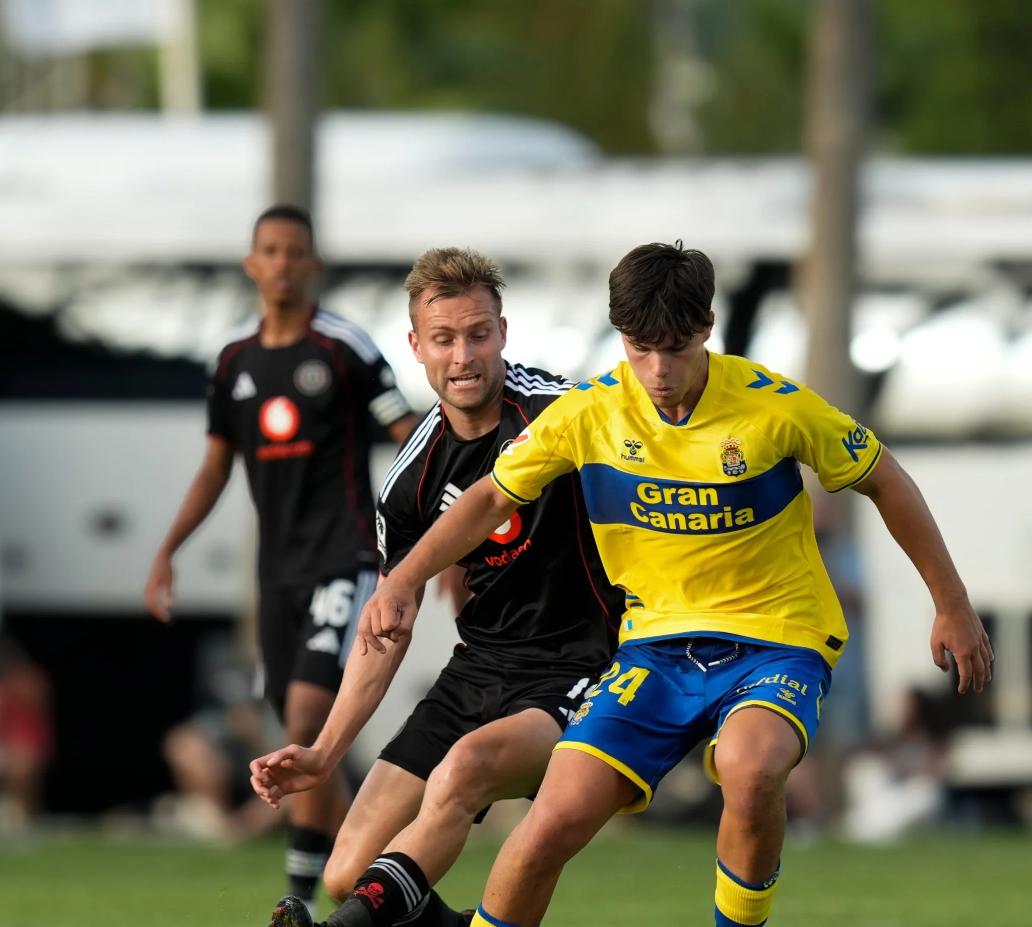 Andre de Jong against Las Palmas one