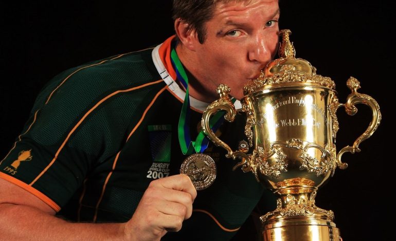 Bakkies Botha with a World Cup trophy