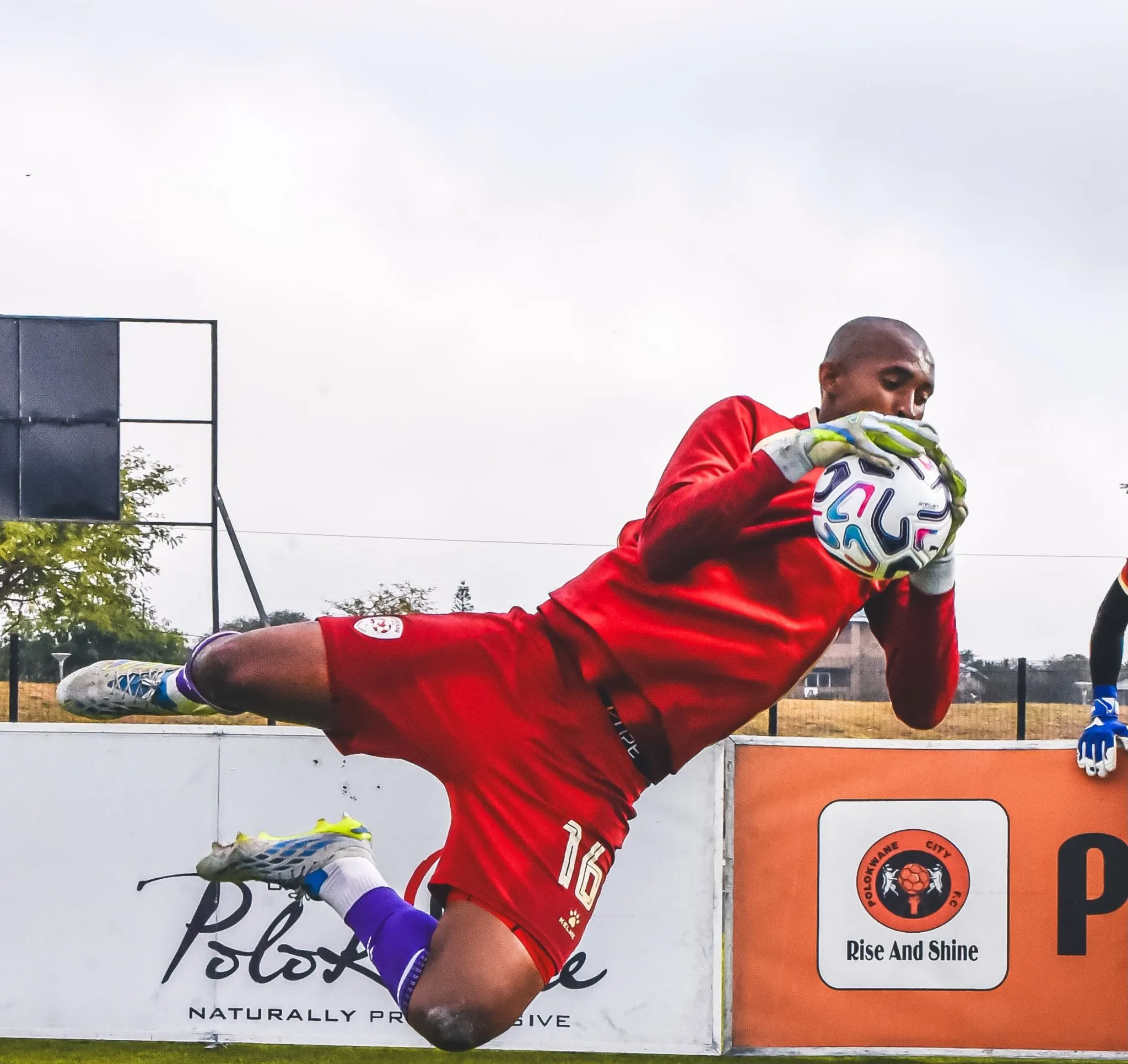 Melusi Buthelezi at Sekhukhune warm up