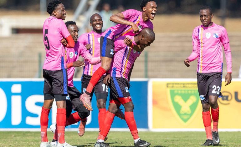 Mvelo Zikakayo celebrate against Bay