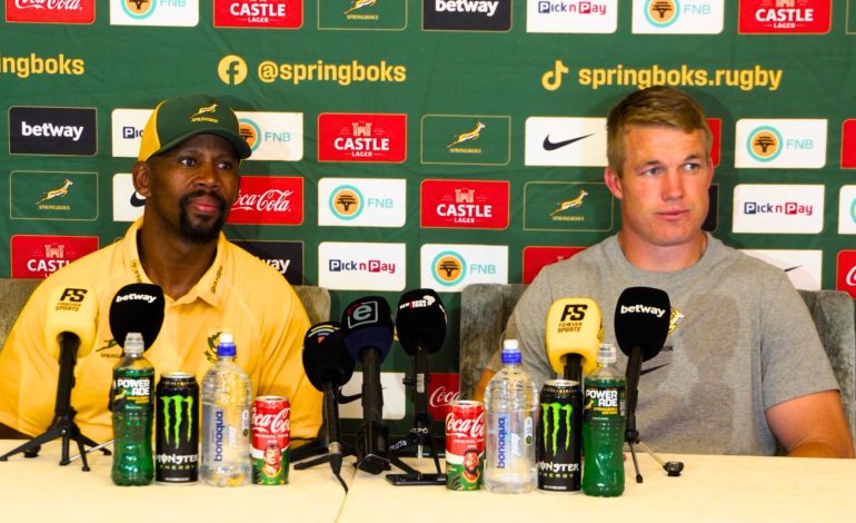 "Some Very Good Steak!" Pieter-Steph Reveals The Hilarious Secret Behind His Engine 2 Pieter-Steph with Mzwandile Stick at the press conference