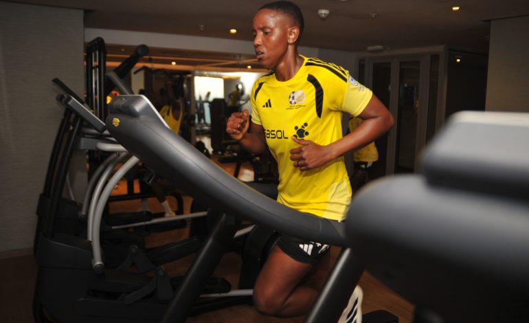 Dlamini: Banyana Ready For Must-Win WAFCON Clash 2 Andile Dlamini pushing hard
