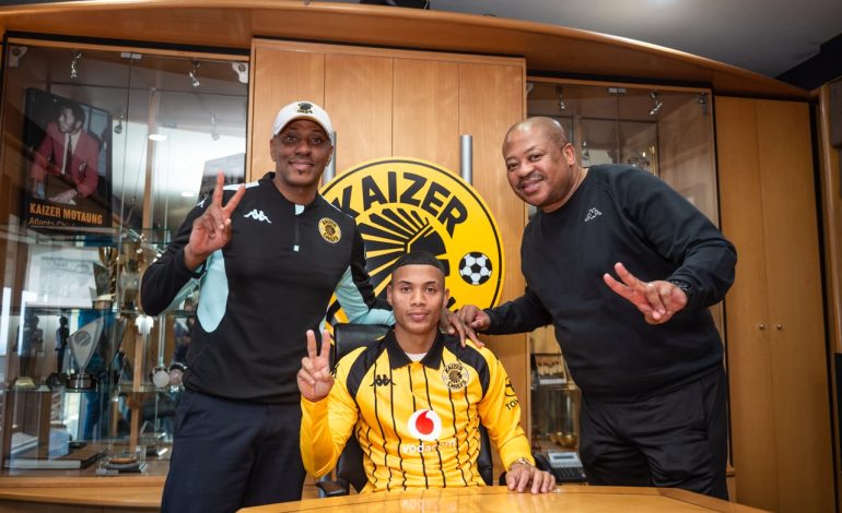 Faiz Abrahams alongside Kaizer JR and Bobby Motaung