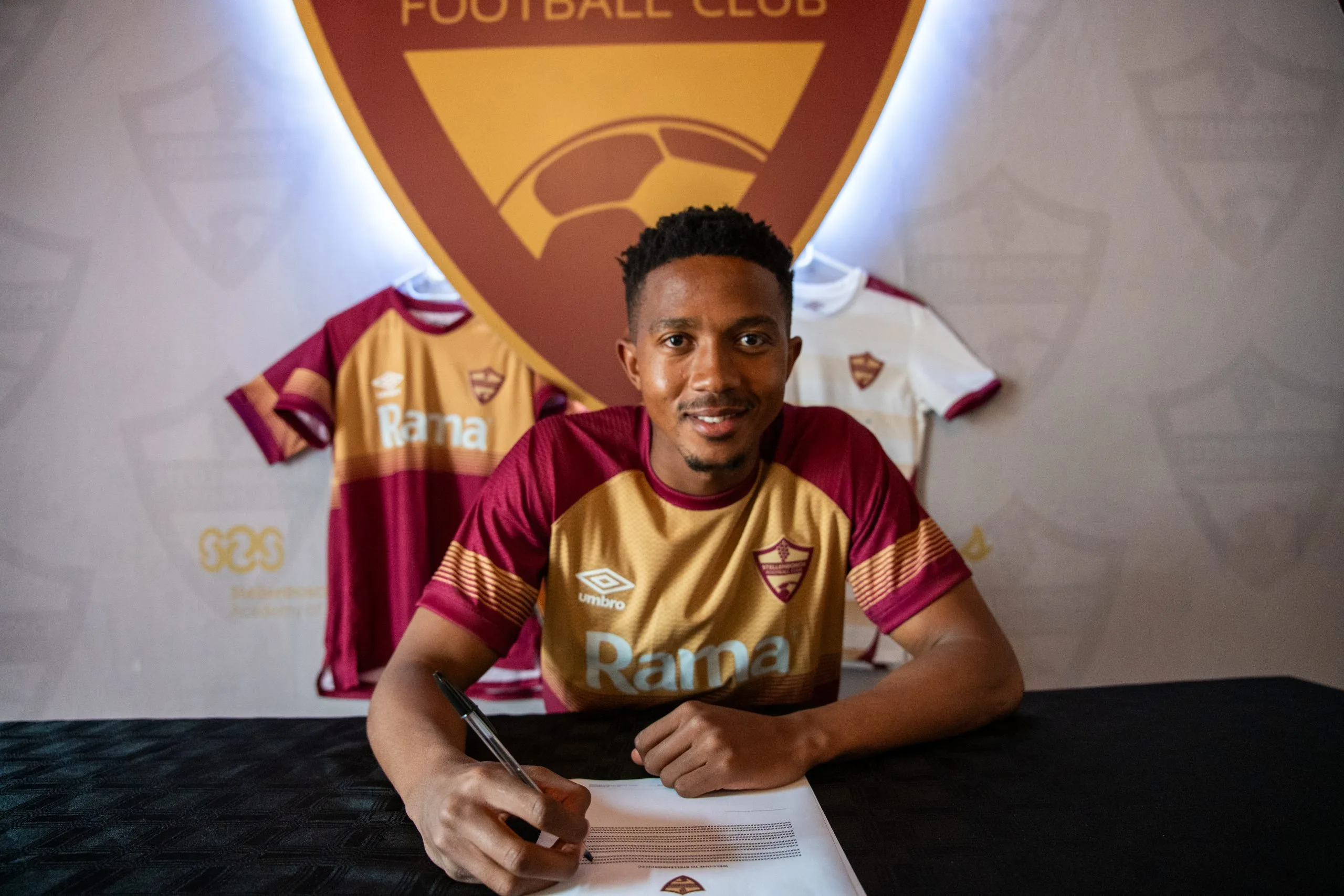 Stellenbosch Sign Defender From Chiefs 3 Given Msimango unveiled by Stellenbosch