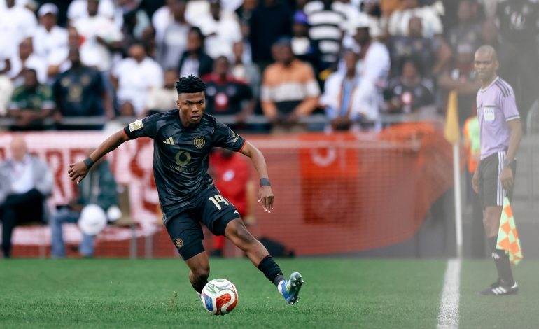 Neo Rapoo in Pirates' debut