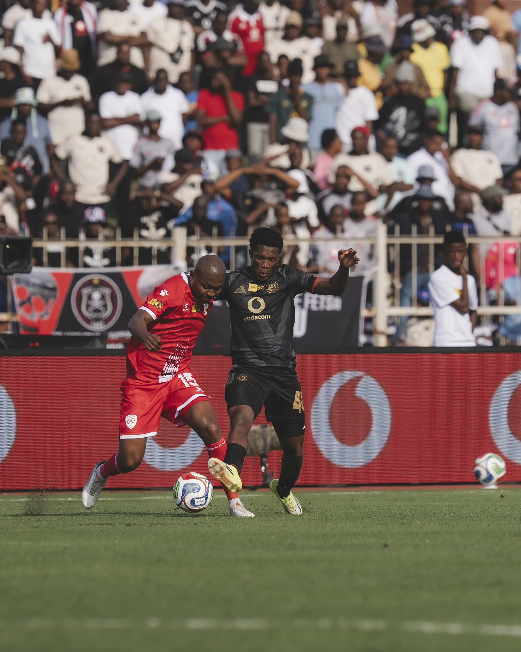 Siphesihle Mkhize battling with Simphiwe Masilela