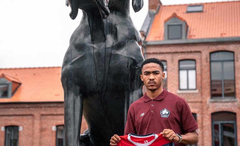Sundowns Defender Signs Long-term Deal, Joins LOSC Lille 2 Thato Sibiya unveiled by Lille in France
