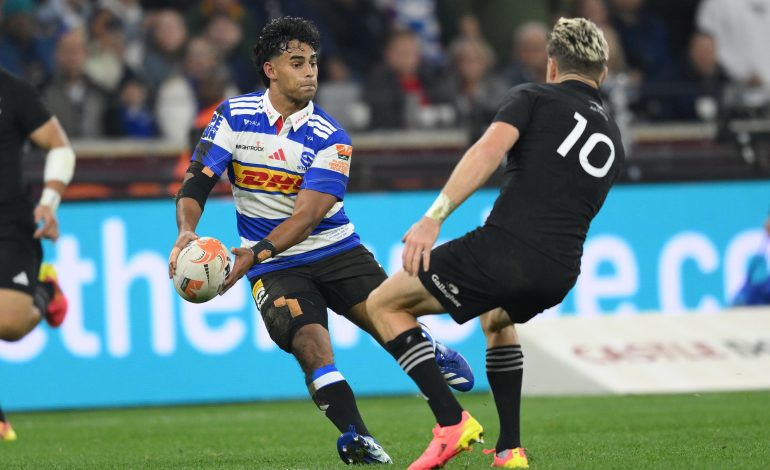Yaqeen Ahmed battling with Beauden Barrett
