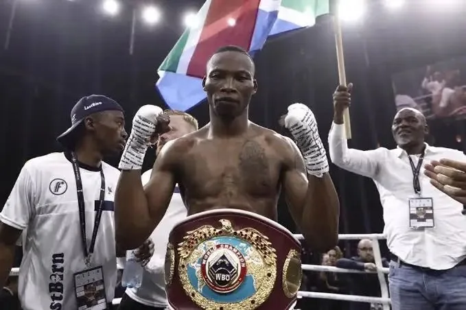 Zolani Tete