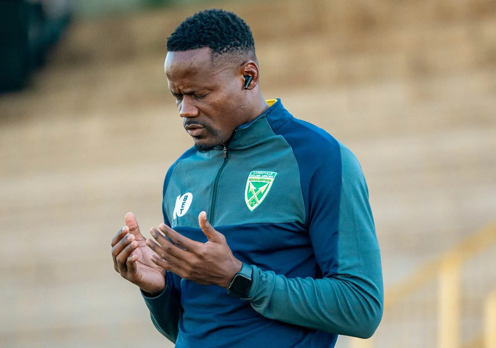 Arrows Goalkeeper Awaits Medical Report On Knee Issue 2 Edward Maova praying
