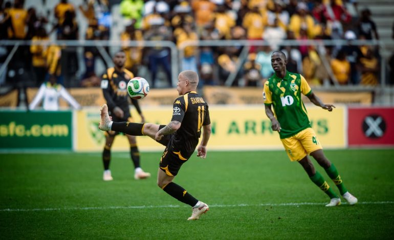 Luke Baartman battling with Nhlanhla Zwane