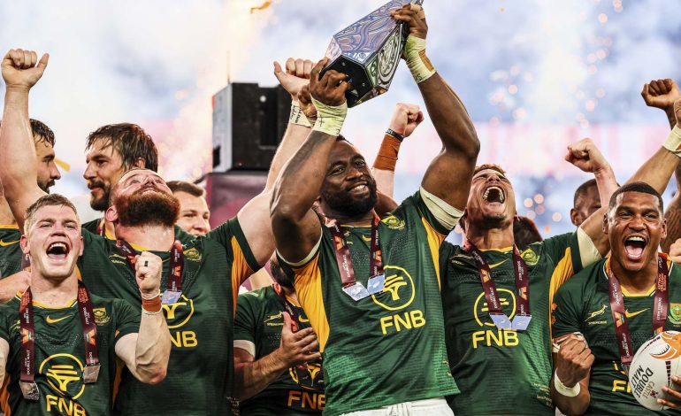 Springboks Hailed After Rugby’s Greatest Rivalry Triumph 2 Siya Kolisi holding Rugby's Greatest Rivalry