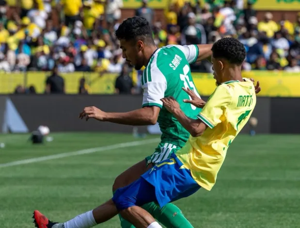 Santos Header Double Sinks €193m Al Ahli As Sundowns Reach FIFA Cup Semi-Finals 1 Tashreeq Matthews against Al Ahli SC