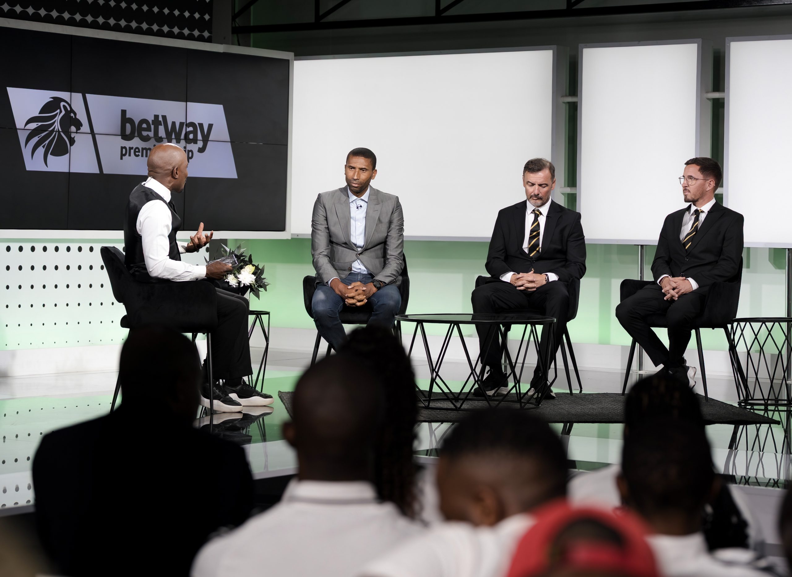 Ouaddou Embraces Favourites Tag Ahead Of The Soweto Derby Clash