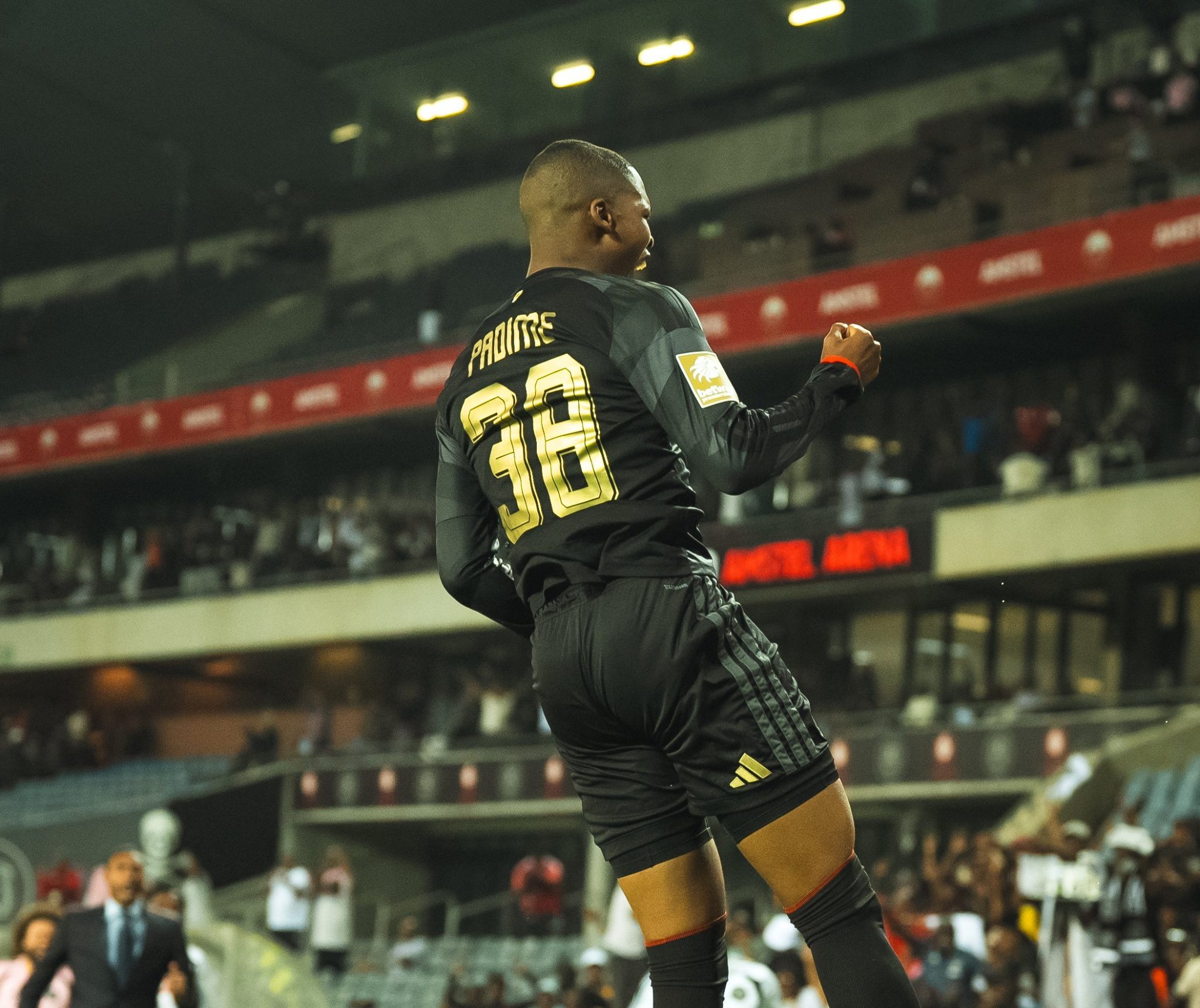 Makgopa Brace And Masilela Magic Power Pirates Into Champions League Group Stage