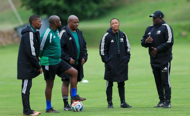 Raymond Mdaka and SAU23 coaching staff