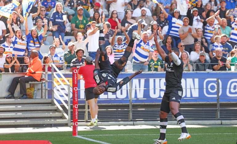“It’s Magic”: Dobson Praises Returned Springboks After Dominant Stormers Derby Victory Over Sharks 2 Seabelo Senatla doing backflip with Damian Willemse watching