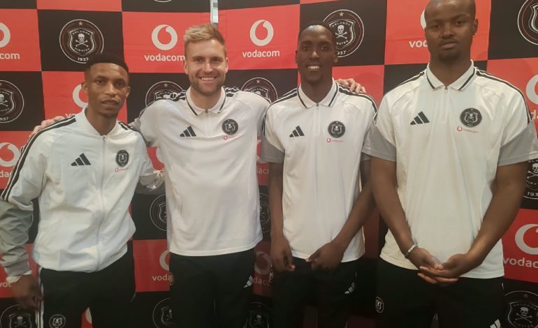 'It Was Painful' - Nduli Speaks Out After Horror Ankle Injury 2 Sihle Nduli, Andre de Jong, Sifiso Luthuli, and Zoey Monyepao