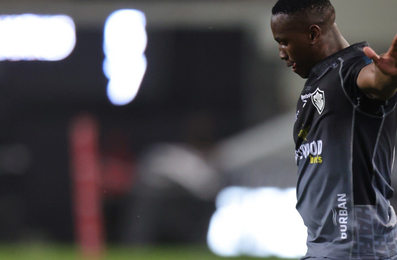 Injury Nightmare For Pietersen: Etzebeth And Moyo Suffer Major Blows